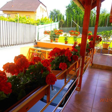Erika Vendeghaz Hotel Eger Exterior foto