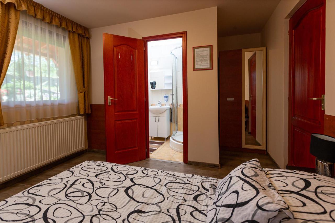 Erika Vendeghaz Hotel Eger Exterior foto