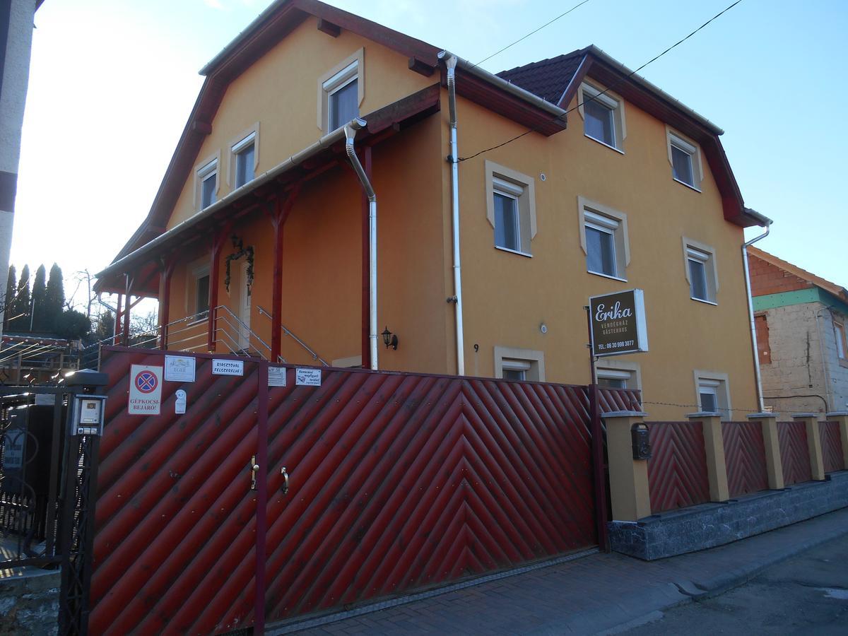 Erika Vendeghaz Hotel Eger Exterior foto